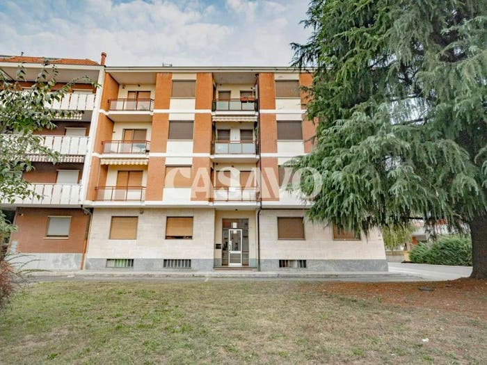 Appartamento quadrilocale in vendita in Via Gallo Pecca, Centro, Rivarolo Canavese