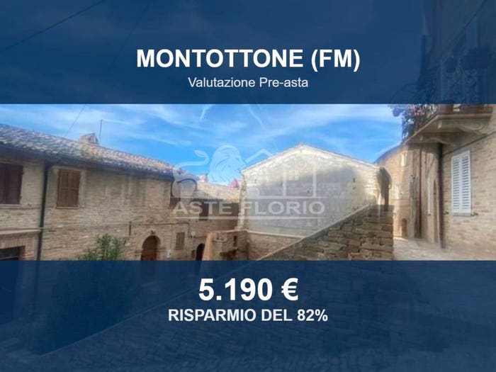 Casa con 5 locali in vendita in Via Cannetti, Centro, Montottone