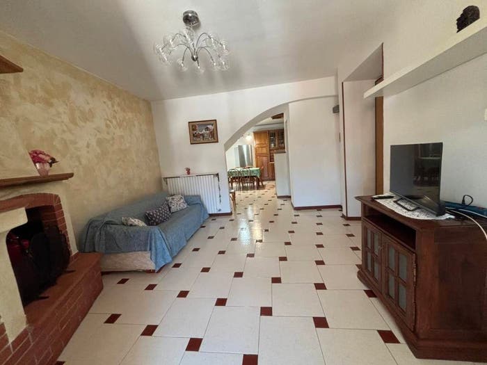 Casa trilocale in vendita in Via San Remigio di Sopra, Turano, Massa
