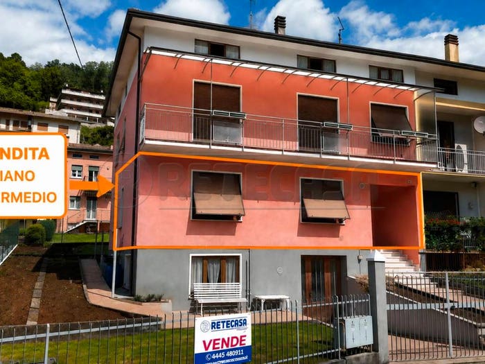 Appartamento con 6 locali in vendita in Via Carpanedo, Centro, Valdagno