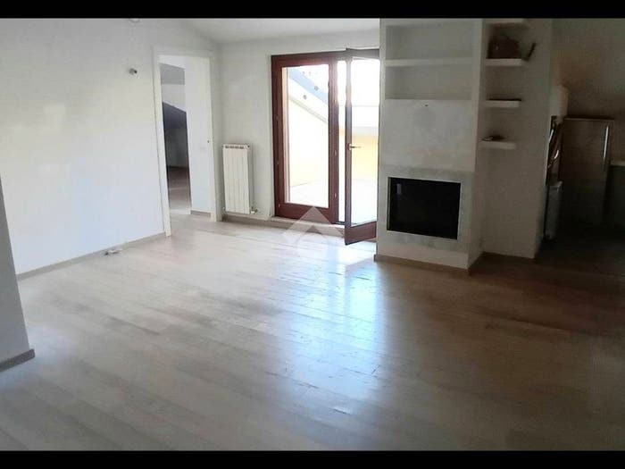 Appartamento trilocale in vendita in Via Mascagni, Borgo Rivo, Terni