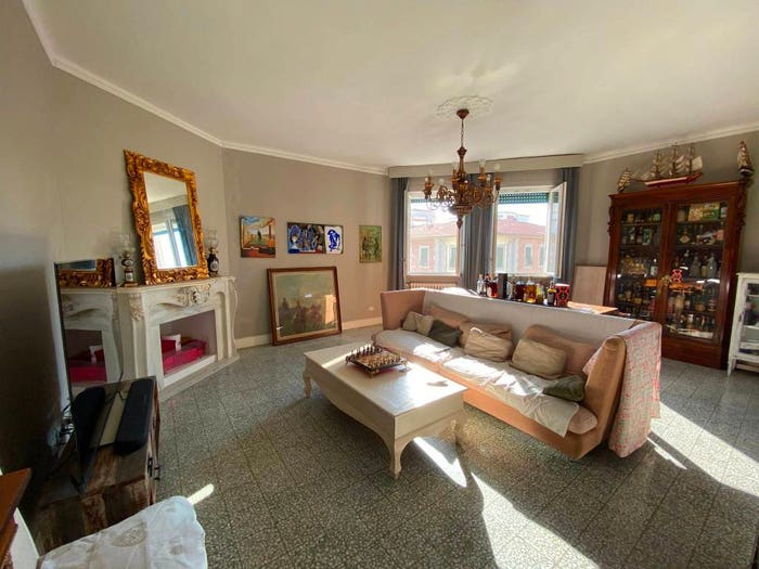 Appartamento con 5 locali in vendita in Via Antonio Mangini, Piazza Roma Borgo Cappuccini, Livorno