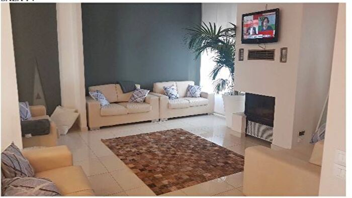 Casa con 6 locali in vendita in Viale Pavia, San Fereolo Albarola Faustina, Lodi