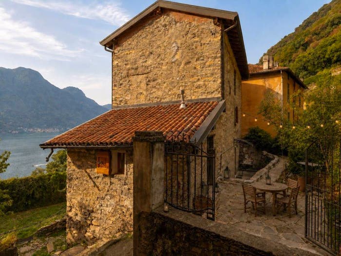Casa con 6 locali in vendita in Via Pognana, Careno, Nesso