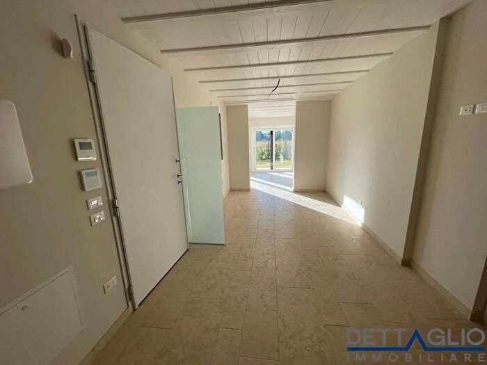 Casa con 5 locali in vendita in Mogliano Veneto