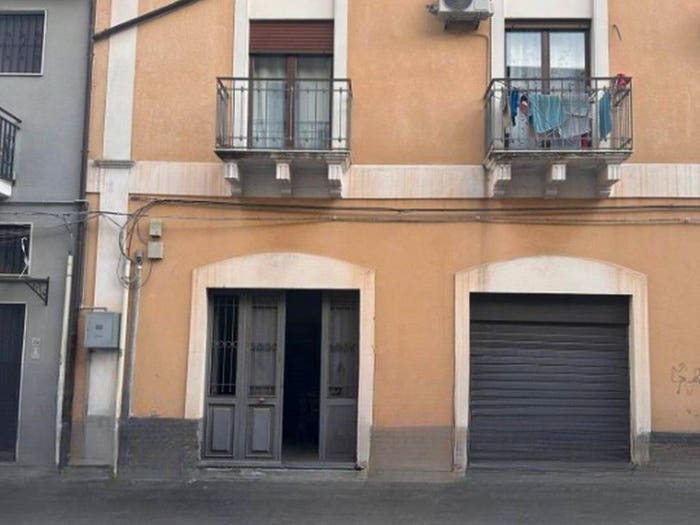 Appartamento con 5 locali in vendita in Via Galati, Picanello, Catania