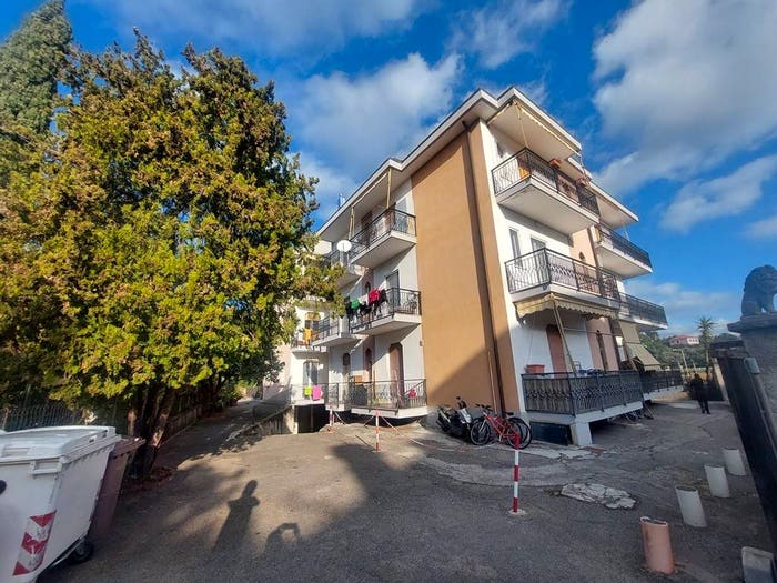 Appartamento trilocale in vendita in Via Fornaci, Centro, Boissano