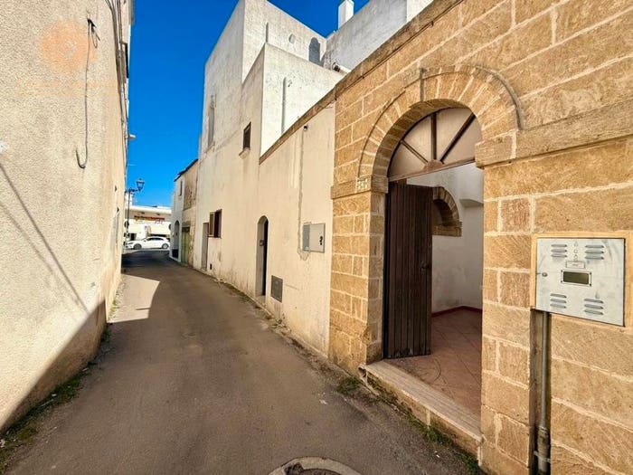 Casa con 6 locali in vendita in Via Principe di Piemonte, Centro, Castrignano del Capo