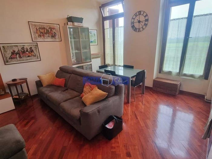 Appartamento trilocale in vendita in Via d'Adda Busca, Centro, Lomagna