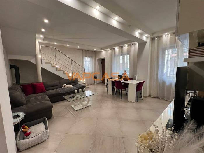 Casa trilocale in vendita in via S S Redentore, Centro, Bagnatica