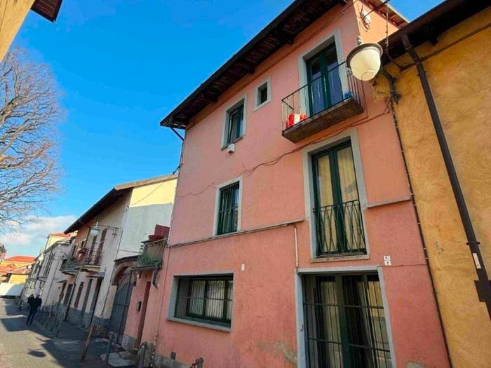 Appartamento con 6 locali in vendita in Via Balzetti, Centro Storico, Rivoli