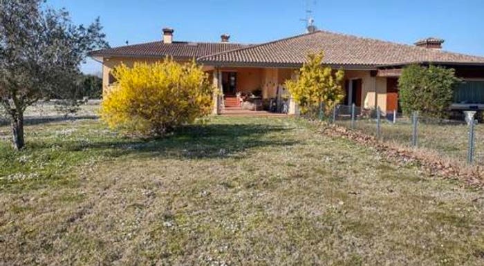 Casa con 6 locali in vendita in Via Michelona, Pievesestina San Cristoforo, Cesena