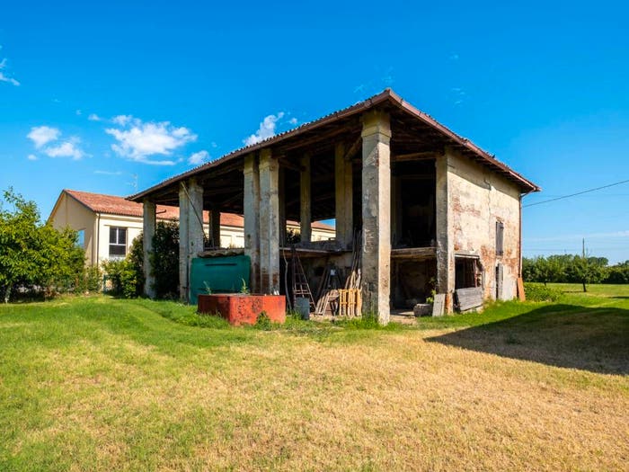 Casa con 6 locali in vendita in Via Passo Pioppe, Progresso, Castel Maggiore