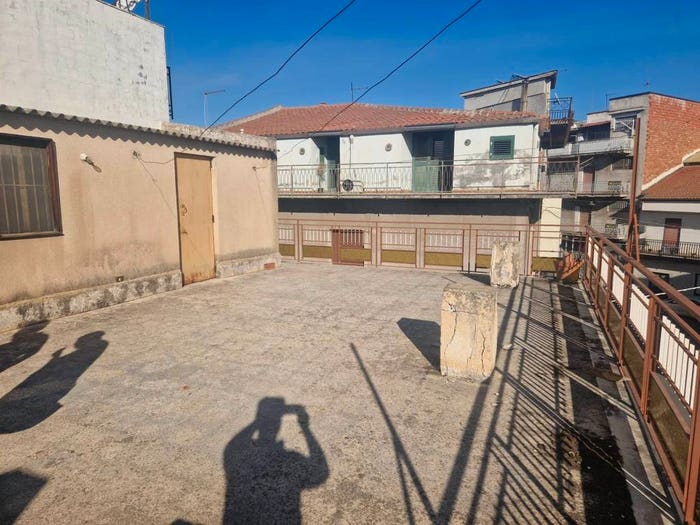 Casa trilocale in vendita in Paternò
