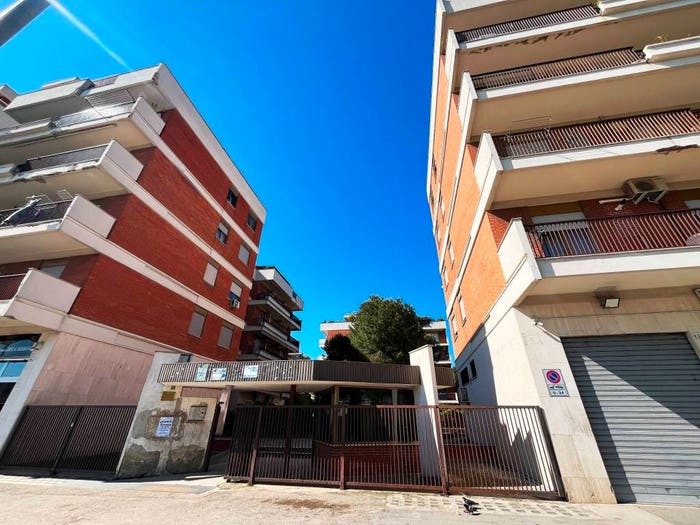 Casa con 5 locali in vendita in Via Sant'Antonio, Sant'Anna Sant'Eligio, Foggia