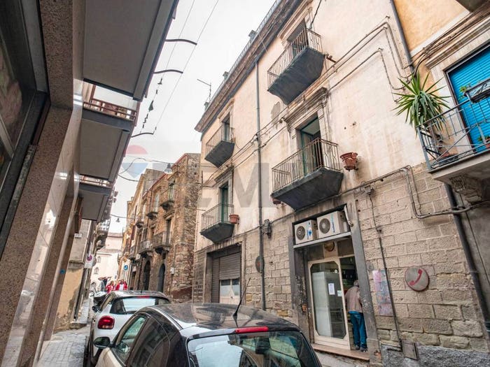 Casa con 6 locali in vendita in Via Monte di Pietà, Centro, Nicosia