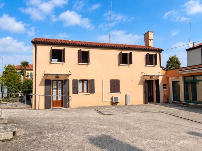Casa trilocale in vendita in Via Rizzo, Centro, Dolo