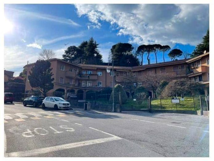 Appartamento bilocale in vendita in Via Brianza, Centro, Imbersago