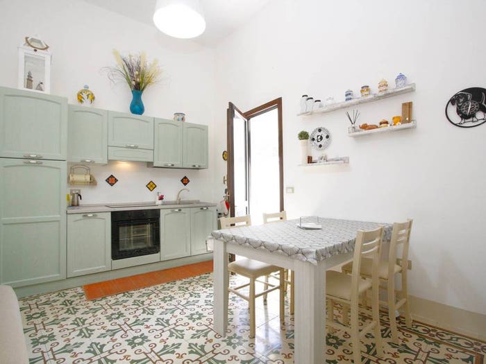 Casa bilocale in vendita in Via Regina Elena, Centro, Parabita