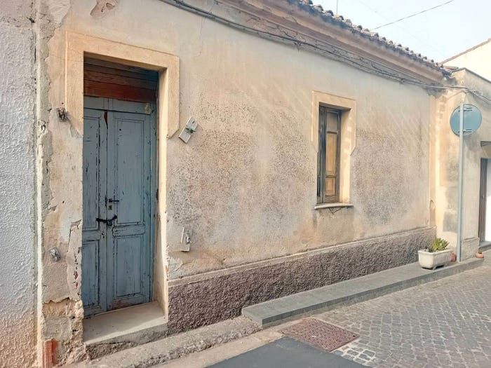 Casa quadrilocale in vendita in Via Cesare Battisti, Baratili San Pietro