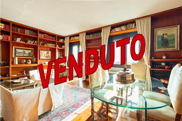 Casa quadrilocale in vendita in Via Giuseppe Dezza, Dezza, Milano