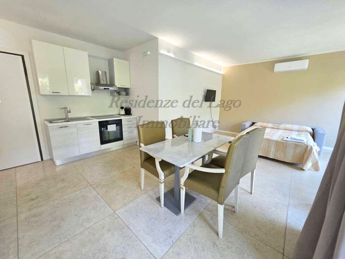 Appartamento bilocale in vendita in Via Francesco Agello, Rivoltella, Desenzano del Garda