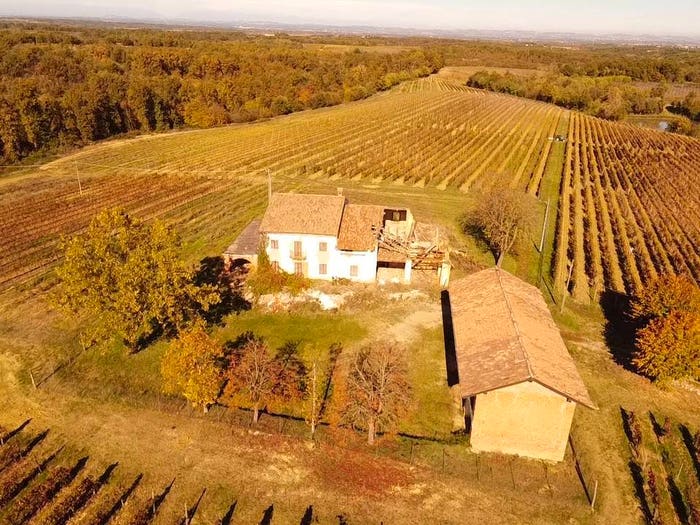Casa con 6 locali in vendita in Via Cordara, Mombaruzzo