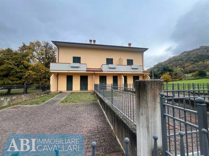 Casa con 6 locali in vendita in via Gordigiani, Marradi