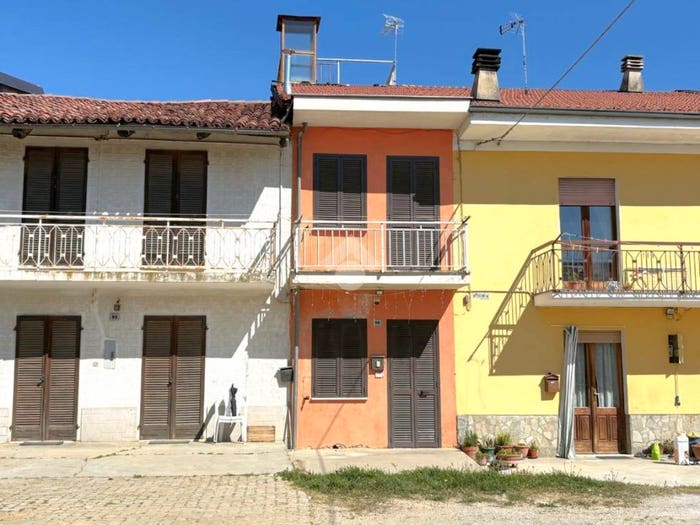 Casa con 5 locali in vendita in Frazione San lorenzo, Santo Stefano Roero