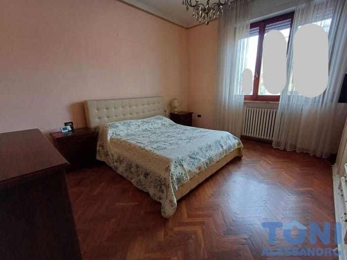 Casa con 6 locali in vendita in Stazione Agenzia delle Entrate, Empoli