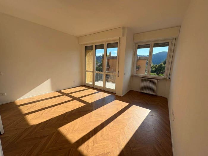 Appartamento trilocale in vendita in Via Francesco Crispi, Valduce Crispi, Como
