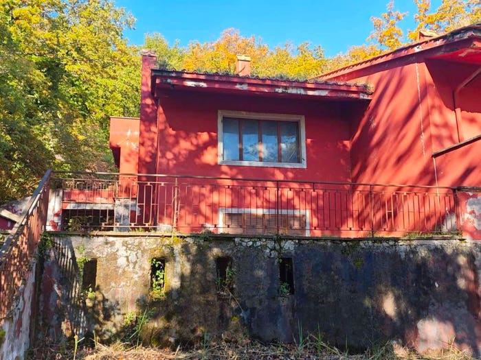 Casa con 6 locali in vendita in via di Monte Piccolo, Nazzano