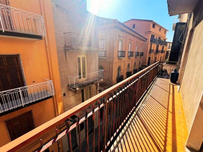 Appartamento con 5 locali in vendita in Piazza del Popolo, Centro, Cetraro