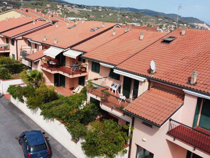 Appartamento bilocale in vendita in Via Diano Castello, Centro, Diano Marina
