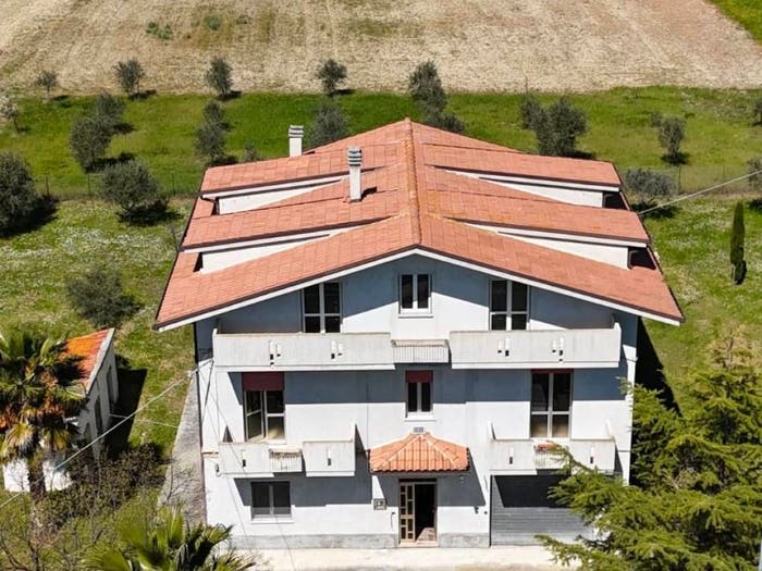 Casa con 6 locali in vendita in Via Case Sparse Boceto, Campli