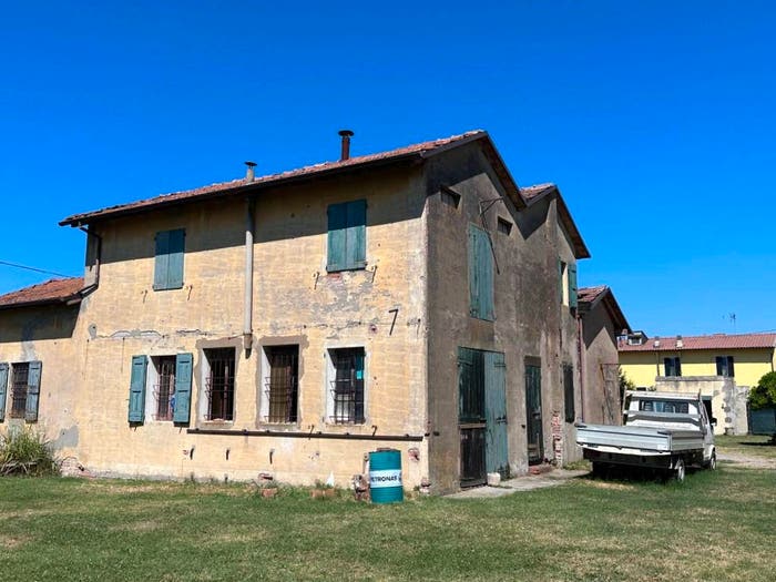Casa con 6 locali in vendita in Stradello Buriane, Frazioni di Molinella, Molinella