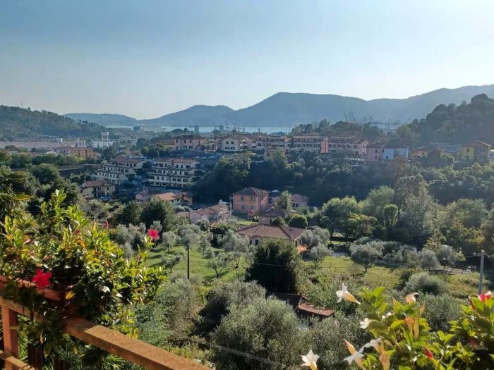 Casa con 6 locali in vendita in La Pieve San Venerio, La Spezia