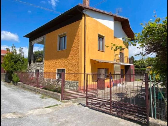 Casa quadrilocale in vendita in Via Vignolo, Santa Croce, Cervasca