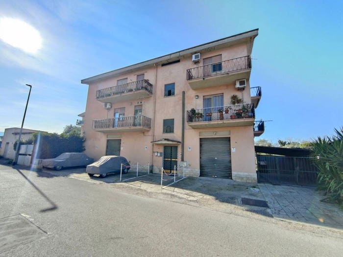 Appartamento quadrilocale in vendita in Via Sant'Elisabetta, Borghesiana, Roma