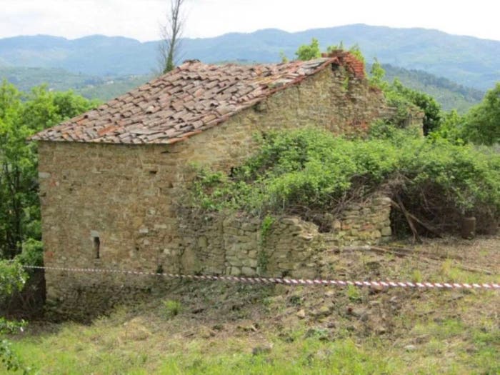 Casa con 5 locali in vendita in Via Di San Fabiano No Number, San Fabiano, Arezzo