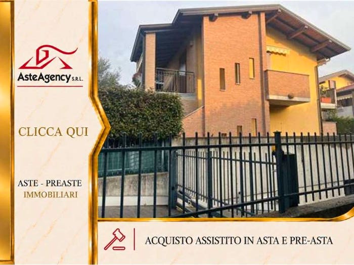 Appartamento quadrilocale in vendita in Via papa Giovanni Paolo II, Ponte San Pietro