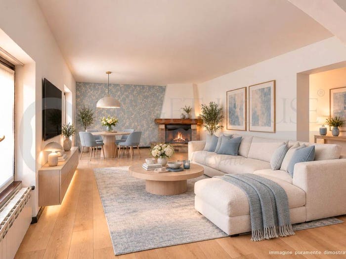 Appartamento quadrilocale in vendita in Via Palestro, Borghi, Como