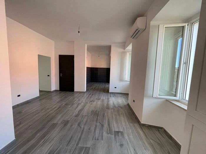 Appartamento trilocale in vendita in Via Alcide De Gasperi, Centro, Alatri