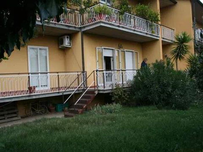 Appartamento con 6 locali in vendita in Via Alberto Scala, Centro, Gallese