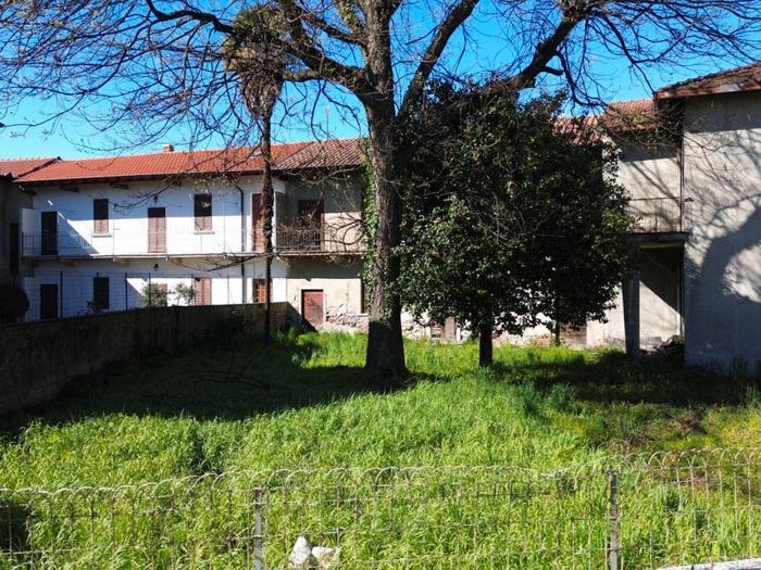 Casa con 6 locali in vendita in Via L da Vinci, Arsago Seprio