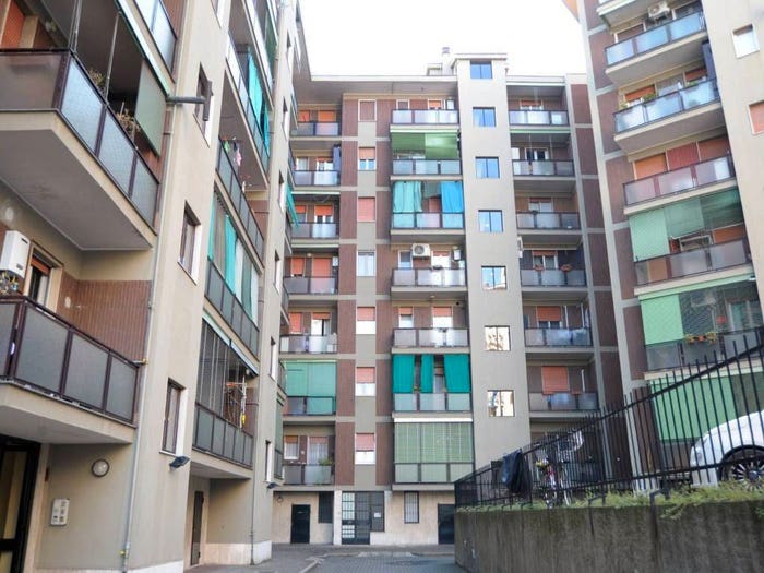 Appartamento trilocale in vendita in Via Lanfranco della Pila, Niguarda, Milano