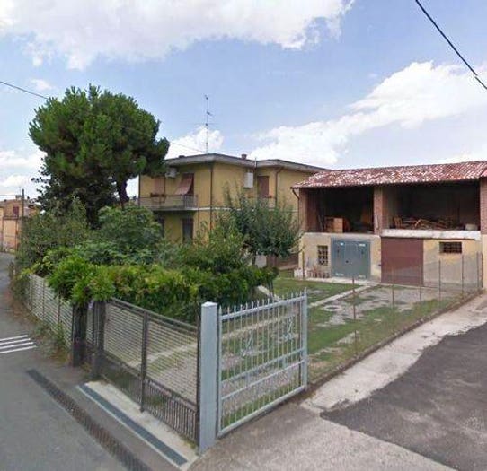 Casa con 6 locali in vendita in Cardazzo, Bosnasco