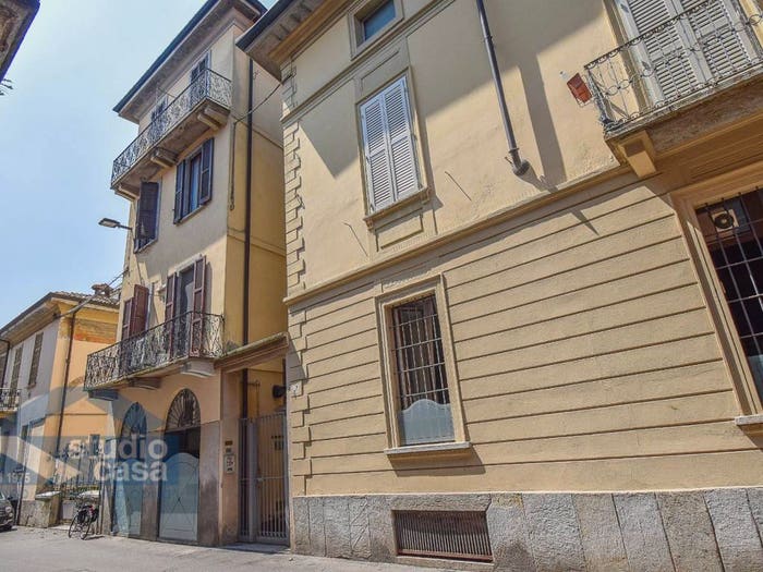 Appartamento trilocale in vendita in VIA MAGENTA, Centro Storico, Lodi