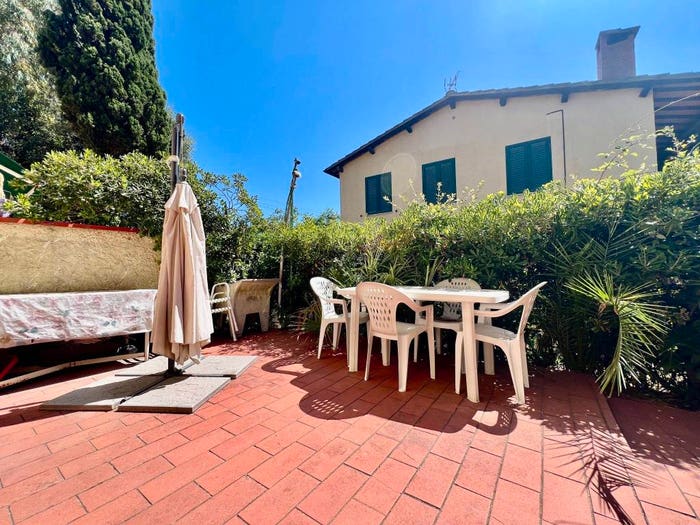 Appartamento trilocale in vendita in Via Carlo Collodi, Castagneto Carducci