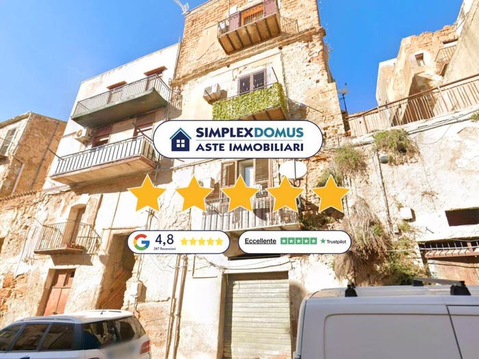 Appartamento con 5 locali in vendita in Cortile Tornabene I, Centro Storico, Agrigento